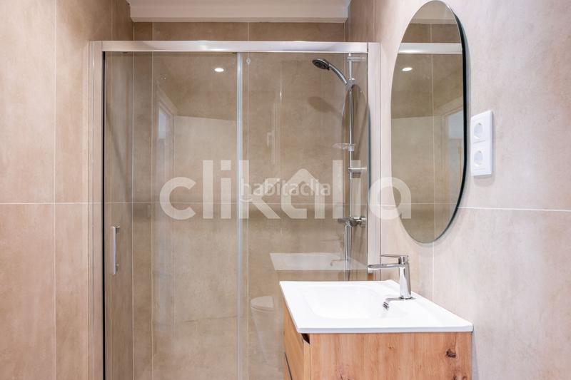 Foto 35d96af5-1f31-49de-bde8-b931de6daafc. Appartement dans El Plantinar - Avda. La Paz - El Juncal Sevilla