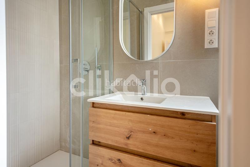 Foto f7e52719-681d-4763-851e-42e06069edeb. Piso en Gaztambide Madrid