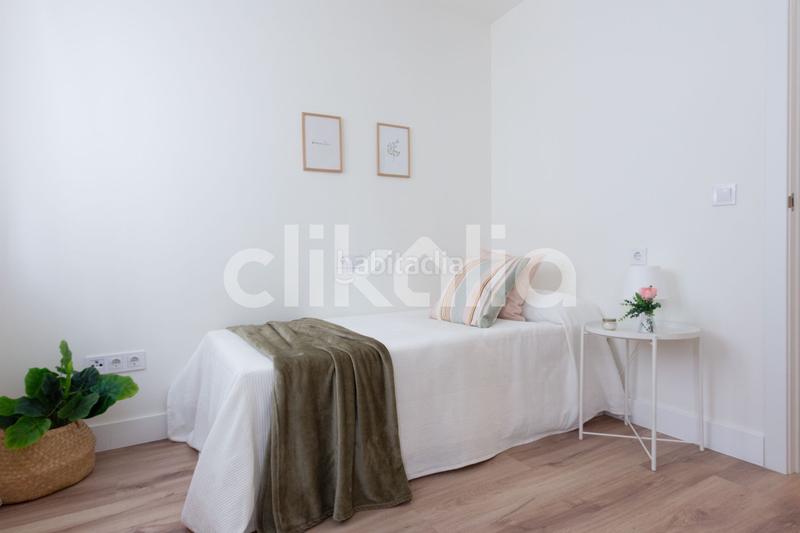 Foto ce12f3d2-4478-42e7-a40e-117609fae31e. Pis amb aparcament a Arenal - Museo Sevilla