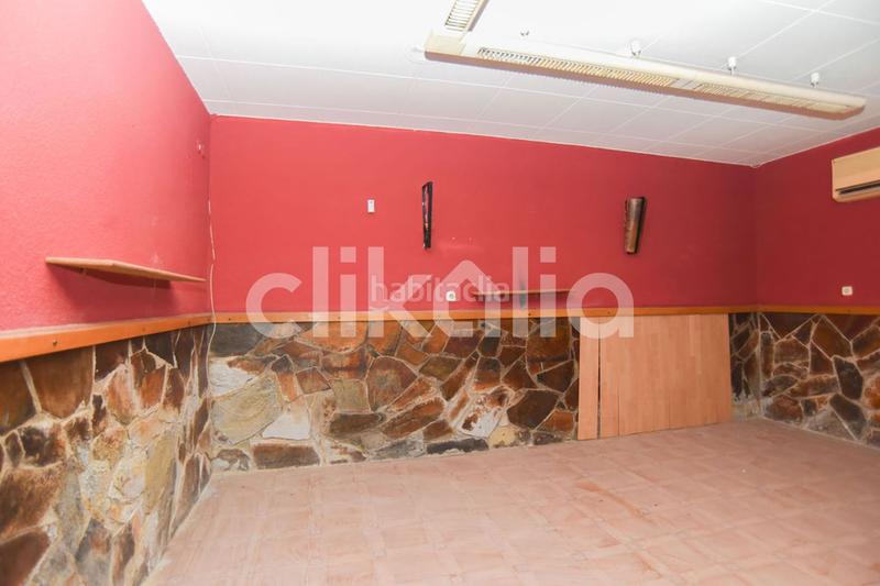 Foto 42dc2e93-7688-43f6-a509-d08624f42ff9. Etagenwohnung mit heizung in Trinitat Vella Barcelona