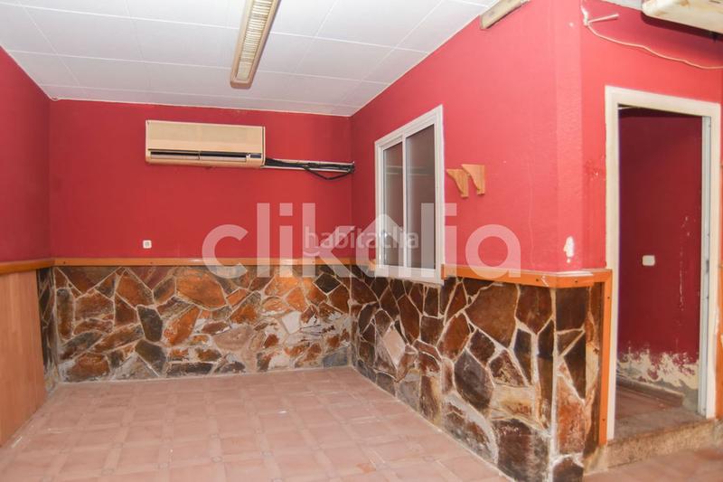 Foto c21a3bc8-da26-415c-ae81-1aa032958fdb. Flat with heating in Trinitat Vella Barcelona