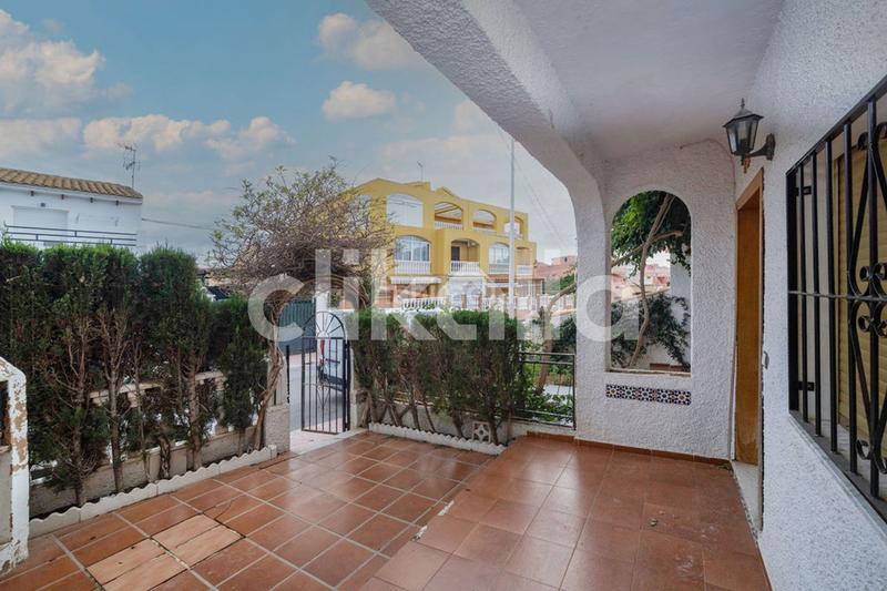 Foto 59735550-19aa-47df-9ae8-303b24e8bb55. Piso en Zona los Frutales Torrevieja