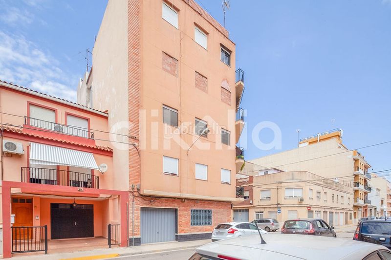 Foto dbd55e6b-d6c2-4d0d-8a0f-bfc34612eeff. Pis a Carcaixent