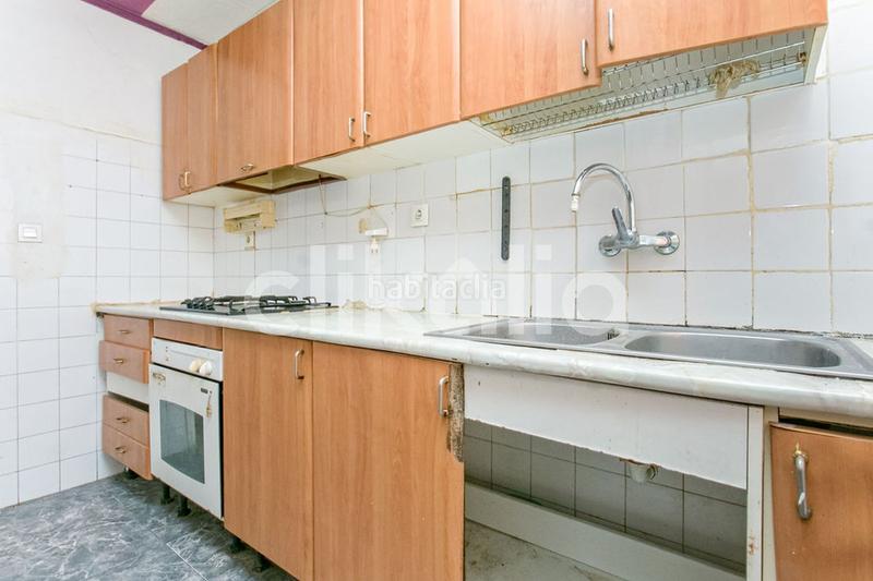 Foto d8adabcb-f743-4fd0-91a7-4c8ee2b24143. Piso en Poble Nou-Olivar Gran Figueres