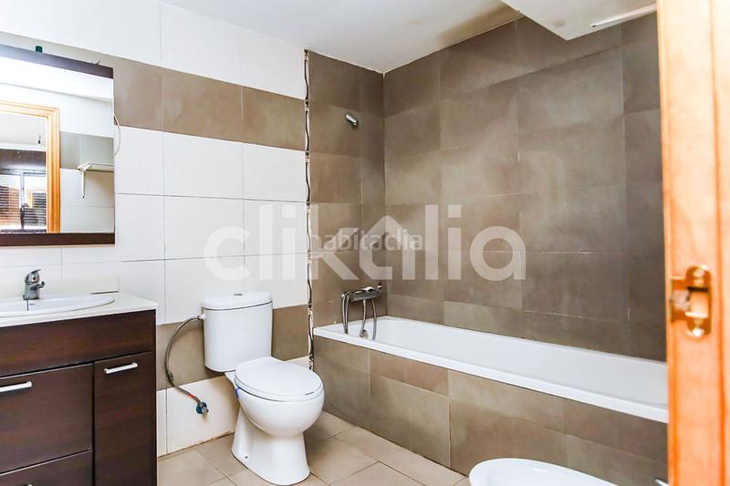 Foto 26ccdd9e-d2a4-4ac7-a3ea-0e6a965c8e83. Pis amb calefacció a Valls