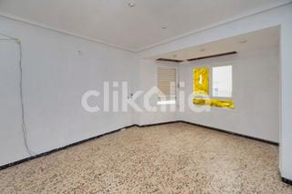 Etagenwohnung in Carrús Este