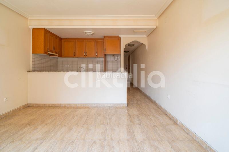 Foto 278671fa-f9c7-4d69-91f1-7d25c8c66c3a. Flat with heating parking in Las Viñas Guardamar del Segura