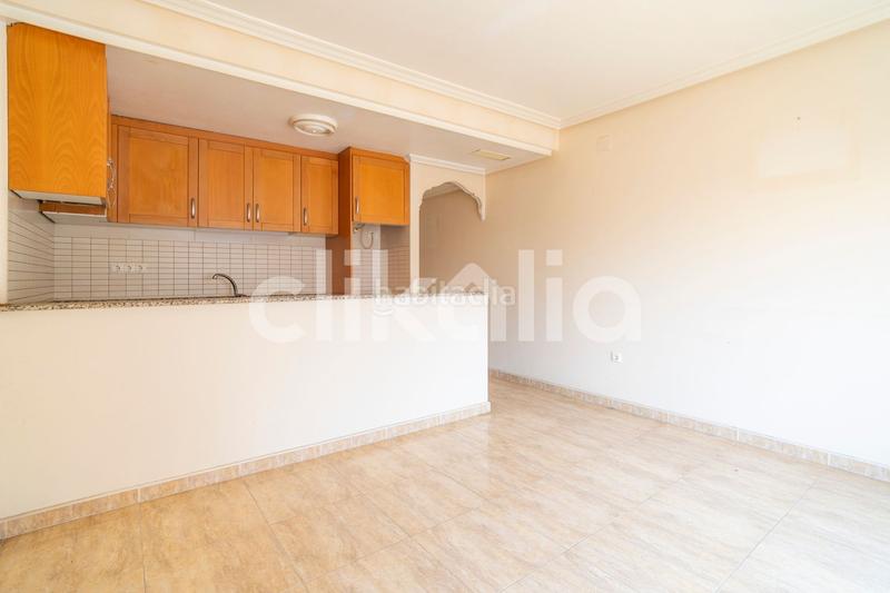 Foto 531203b8-2c81-4b70-99cc-bd590e9ed009. Flat with heating parking in Las Viñas Guardamar del Segura