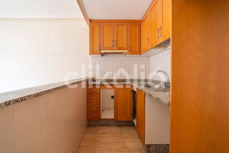 Foto cf7fe408-a25f-4a56-b314-ba3ab1c1f41d. Pis amb calefacció aparcament a Las Viñas Guardamar del Segura