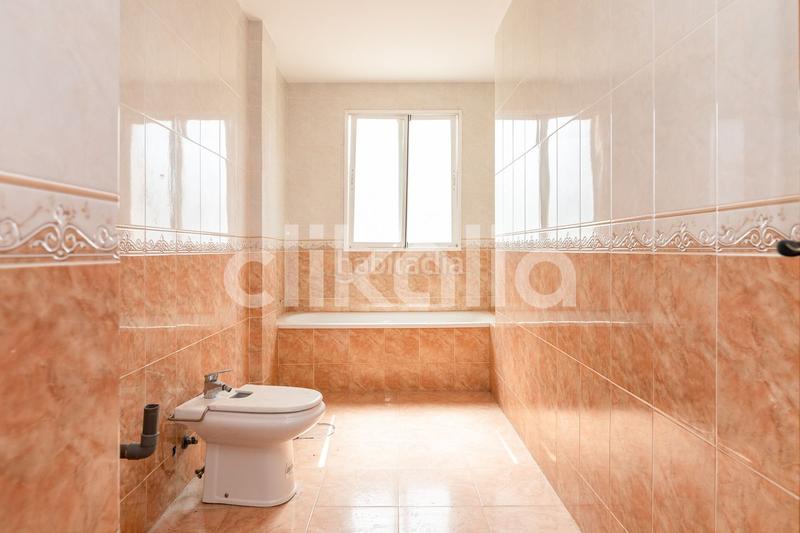 Foto d9721358-6498-41e9-8fe9-6cf2e78c9697. Pis a El Valle Lucena