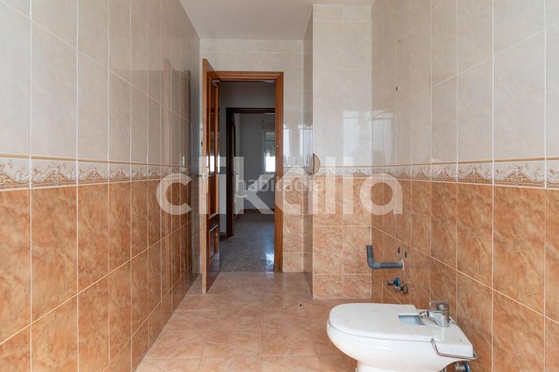 Foto 0c87cc71-268a-4724-ba75-23adccda2b46. Piso en El Valle Lucena