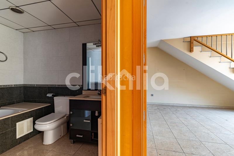 Foto 09c3f6e8-3a64-441d-838b-0d4c9aaa4b5e. Appartement avec chauffage parking dans Carretera de Vic - Remei Manresa