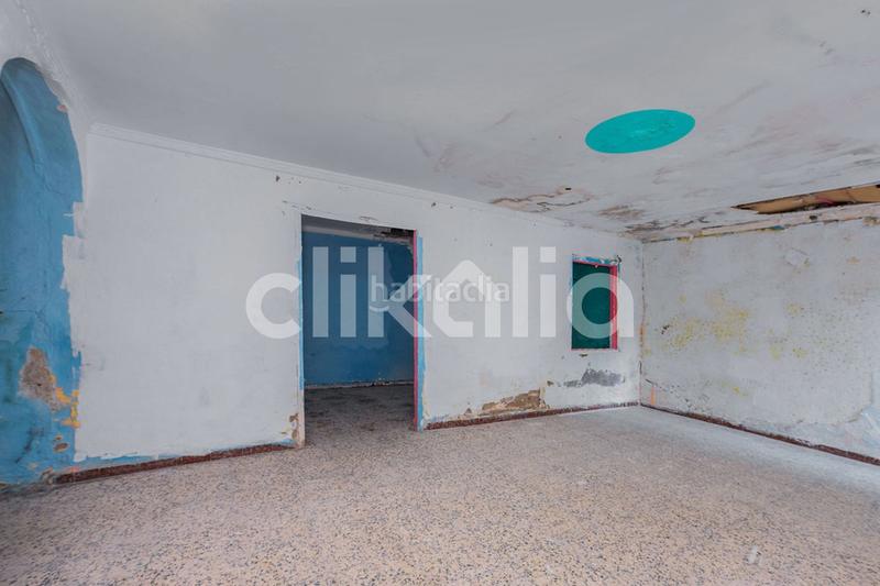 Foto fc77002a-3726-4edf-9c5d-814e6bb1c38b. Casa en Guillena pueblo Guillena