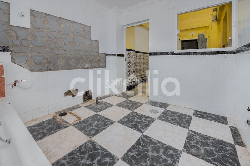 Foto b663f745-dffa-4d96-bc5f-bc3dc1ea75b7. Maison avec chauffage dans Palmete Sevilla