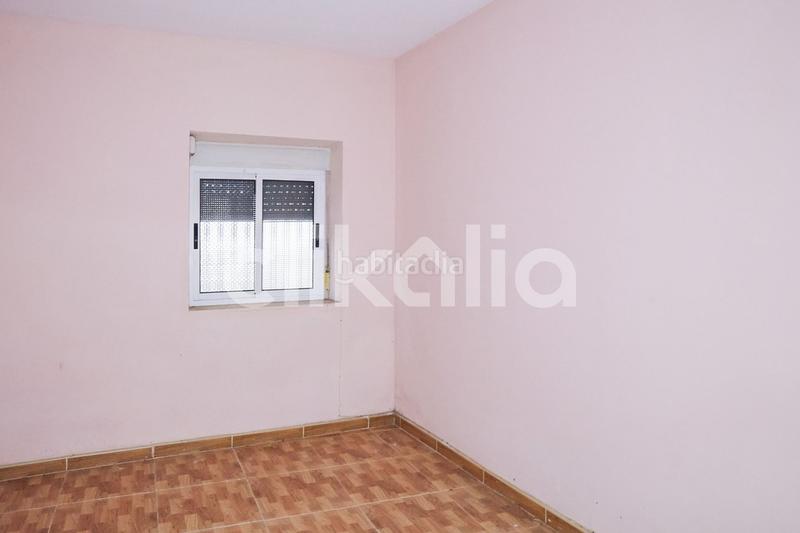 Foto 5f355130-0071-42fd-8d24-4c24b3129f62. Piso en Ctra. Circunvalación - La Magdalena Jaén