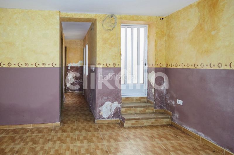 Foto c5b346b6-549b-4641-985e-7a0a20fd05b9. Piso en Ctra. Circunvalación - La Magdalena Jaén