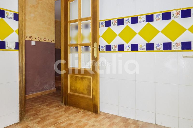 Foto e11b25fc-5c82-4cd6-849e-b014518f01ee. Piso en Ctra. Circunvalación - La Magdalena Jaén