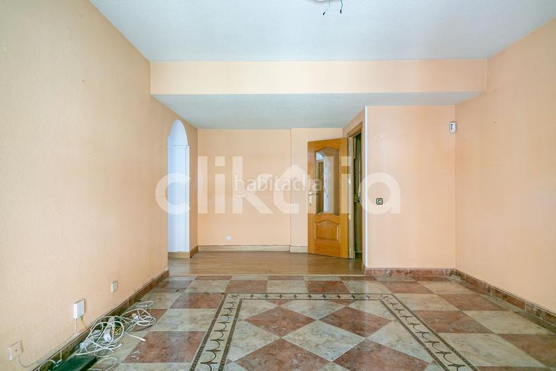 Foto d7f3b5cf-36db-47b5-8e0c-1a4ecc5a1e4b. Piso en Zona Centro Joven Alcorcón