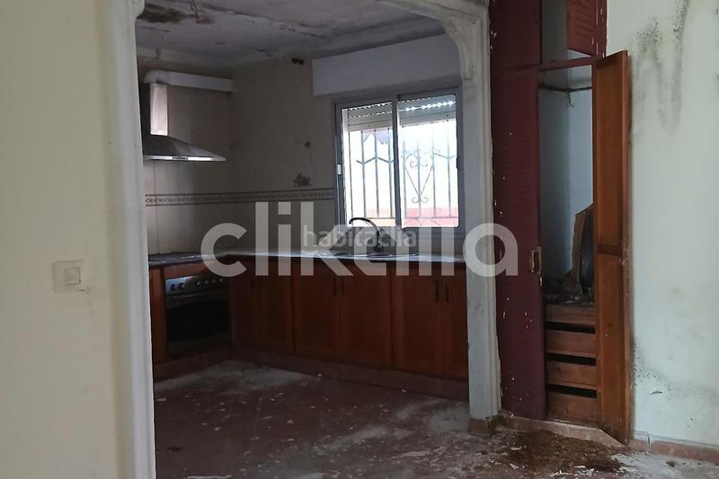 Foto 3c8b9718-a1cd-4cab-a189-1fe656c32ca5. Maison avec chauffage parking dans La Granja - La Colina - Los Pastores Algeciras