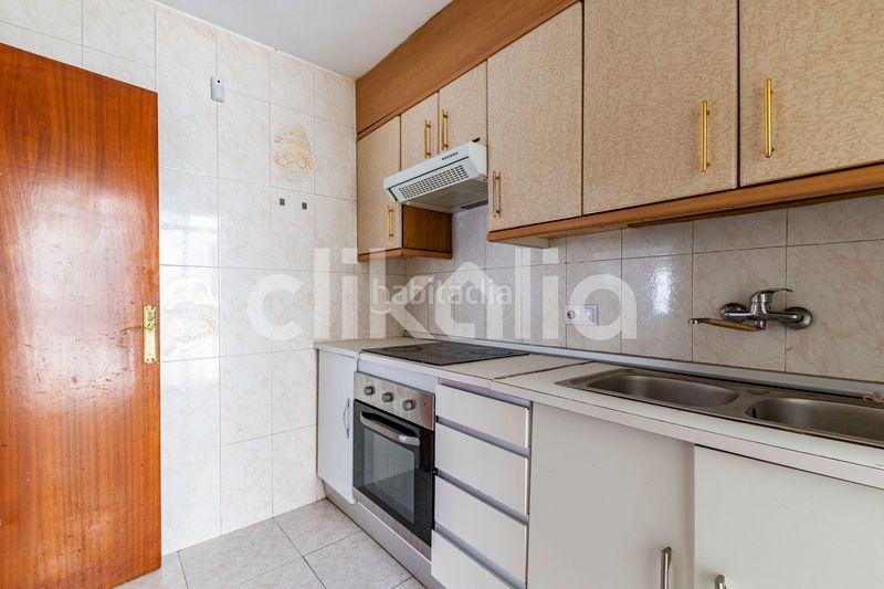 Foto b3d0da56-636d-4060-8fbe-3215ec7a3b26. Pis amb calefacció a Santa Eugenia Girona
