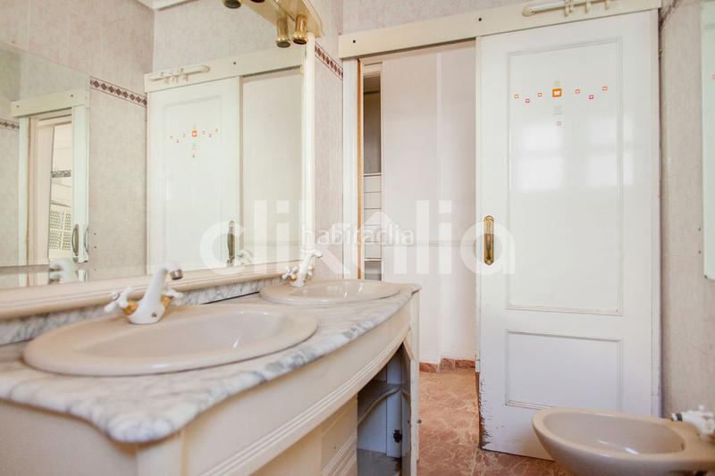 Foto b4e578aa-7d24-45e6-bdfe-617afa314447. Etagenwohnung in Ctra. Circunvalación - La Magdalena Jaén