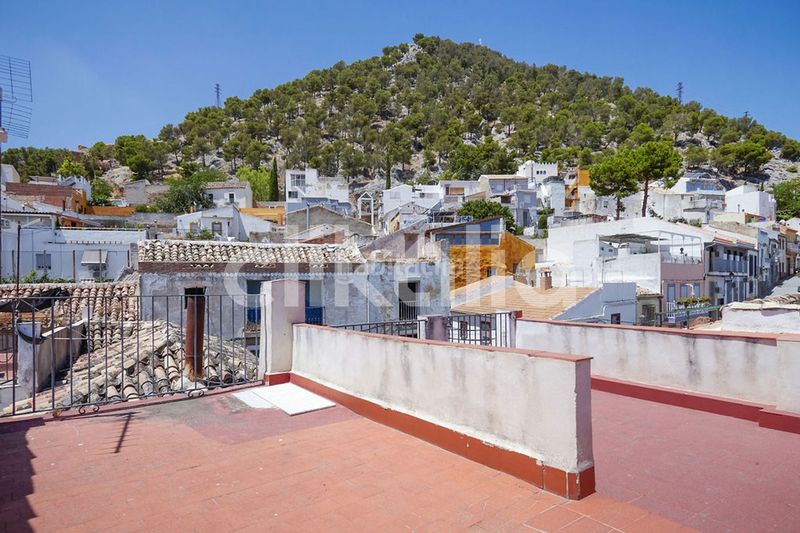 Foto 438dc8c0-4bd3-4a8a-8f84-e9b101e9aea7. Casa a San Felipe - El Almendral - La Merced Jaén