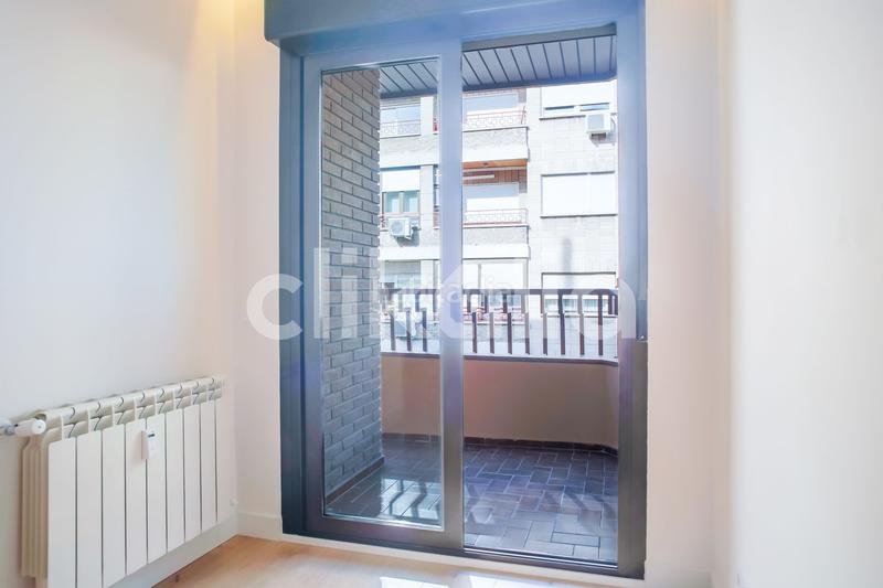 Foto b62808fa-006c-418c-b269-c90575176da0. Appartement avec chauffage dans Guindalera Madrid