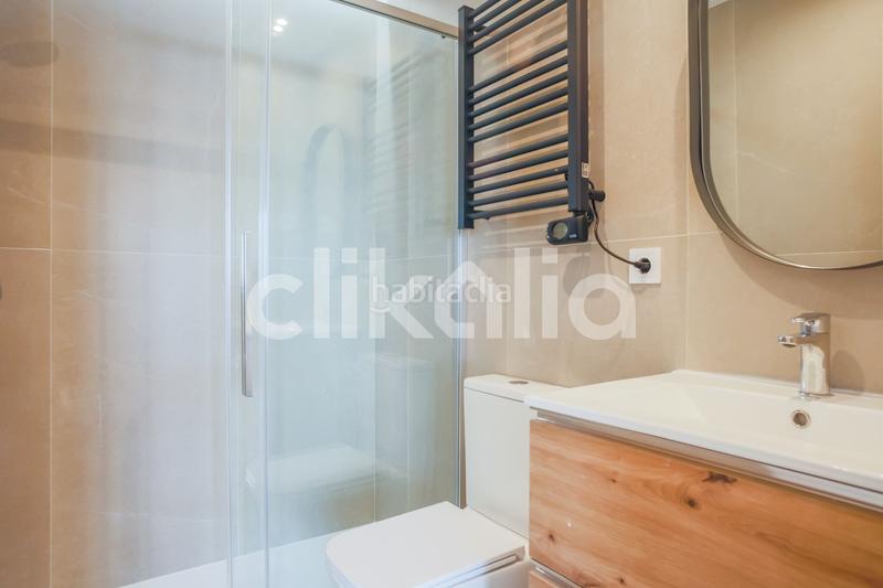 Foto 45987704-0431-4b16-a6ad-a9d4a08ceb2e. Piso en Guindalera Madrid