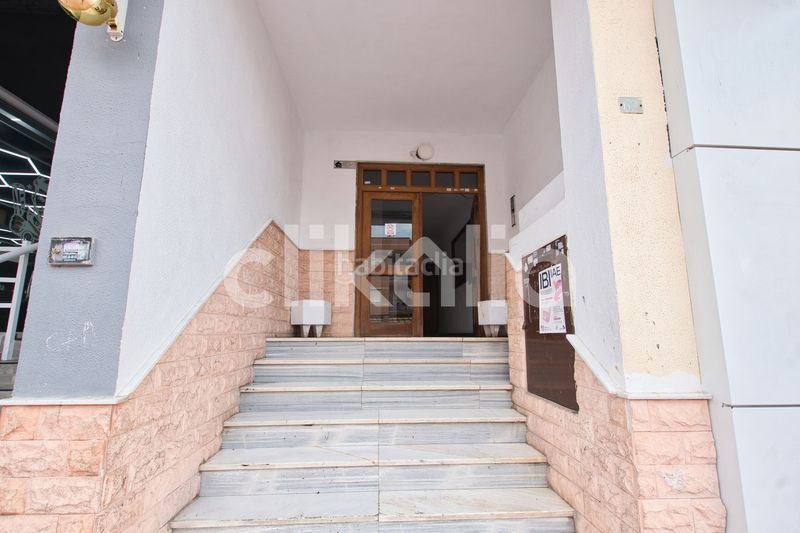 Foto 2ab95ed0-e76a-4f48-af18-d05284b18c76. Pis amb aparcament a Catral