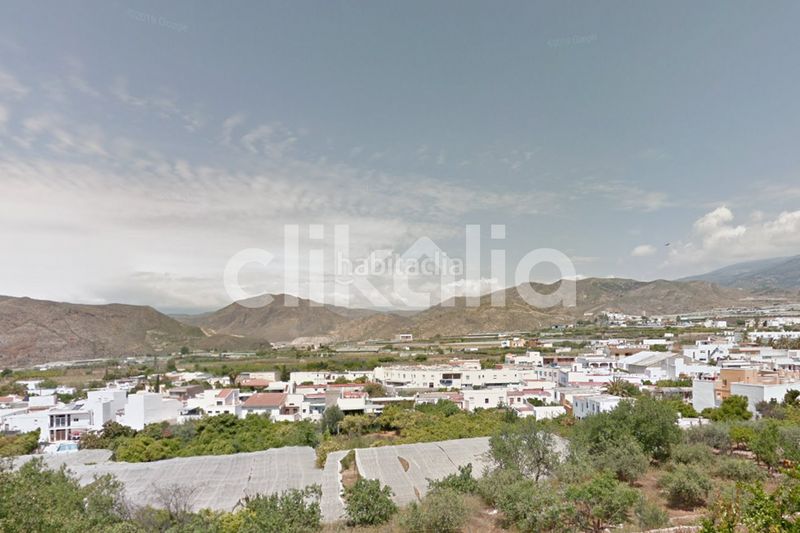Foto cd338696-a428-413b-ab15-486db2e110ea. Piso en Berja