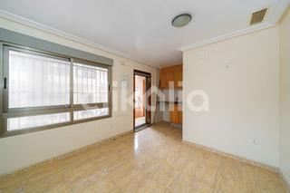 Etagenwohnung in Las Viñas