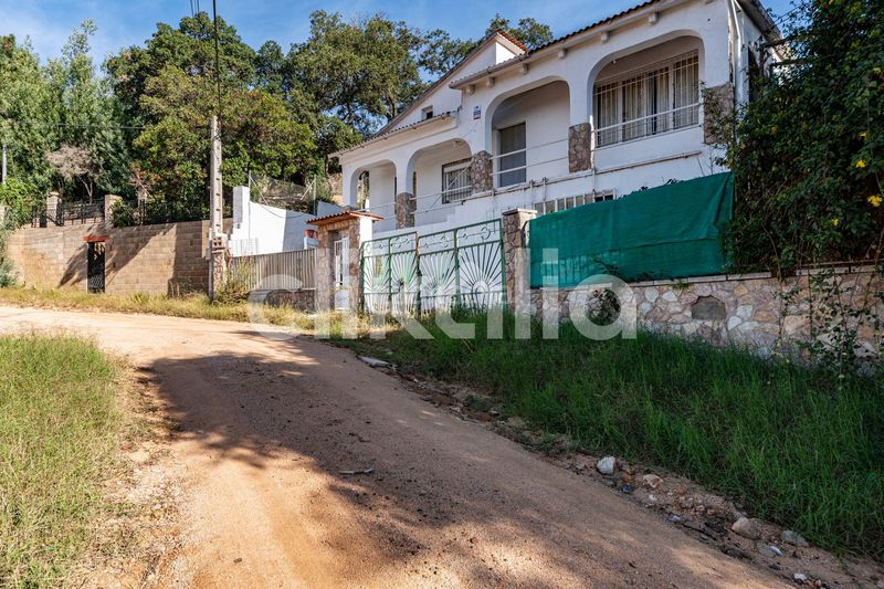 Foto 3442af67-9528-4f41-b27e-58a7c43cdc13. Casa amb calefacció aparcament a Lloret Residencial - Montlloret Lloret de Mar