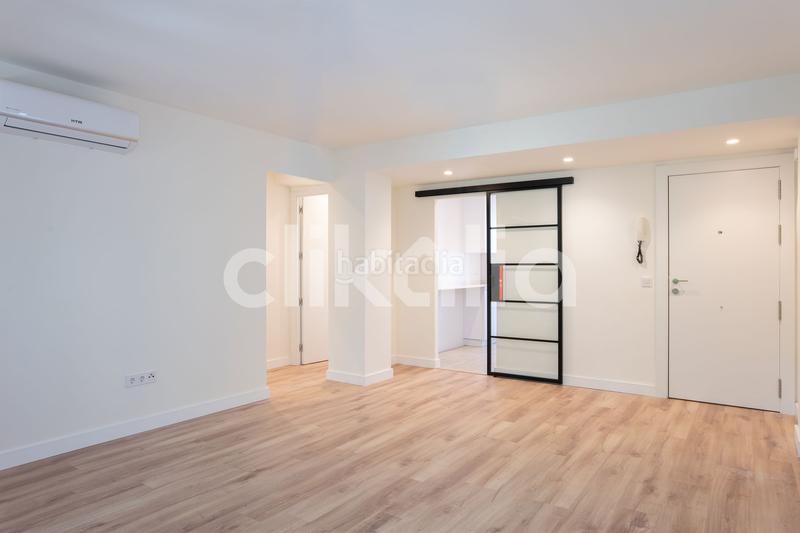 Foto 48bdb178-42a5-411c-9c25-afe45d6e8cec. Appartement dans El Plantinar - Avda. La Paz - El Juncal Sevilla