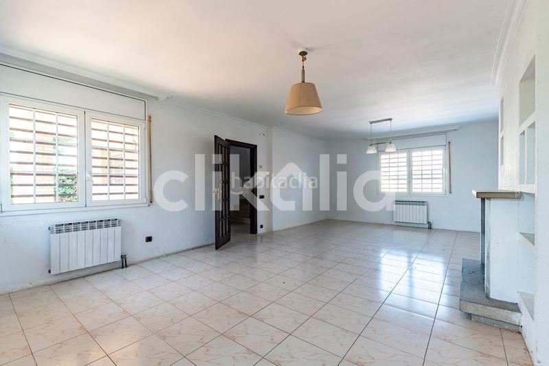 Foto 1c663c69-6225-4d4c-b61a-ba0cd33158b7. Pis amb aparcament piscina a Vilafortuny Cambrils