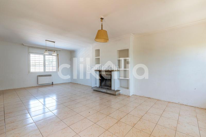 Foto 9f4b970e-7d21-4bf3-8a55-9a68fa3d44d9. Pis amb aparcament piscina a Vilafortuny Cambrils