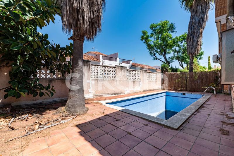 Foto df96cee6-1e2f-4ae2-b558-5674b8806509. Pis amb aparcament piscina a Vilafortuny Cambrils