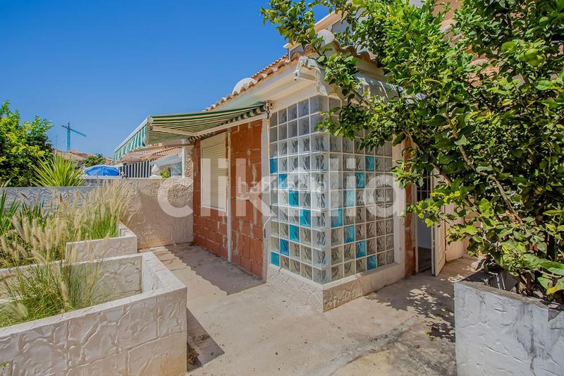 Foto 60c18b5a-7f7f-4d0b-8ec8-660daf2882d5. Appartement avec piscine dans Los Balcones-Los Altos Torrevieja