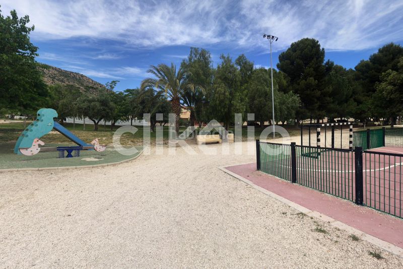 Foto 43a42b09-014d-42ef-9756-ed9924c52713. Maison avec piscine dans Campo Alto-Club de Campo Elda