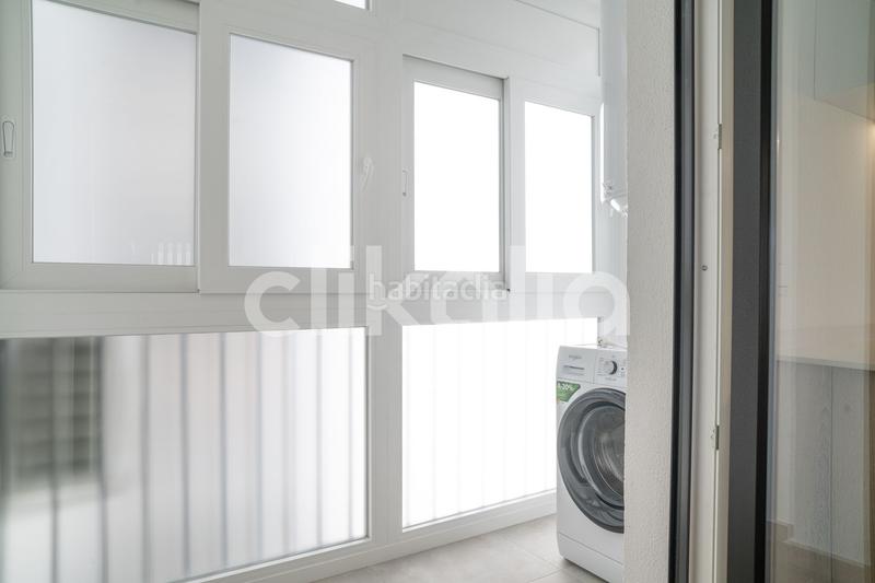 Foto 24a96aa8-cb95-4043-86f4-1a0f78de0683. Piso en Los Boliches Fuengirola