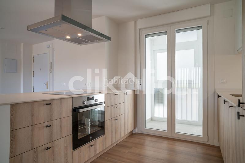 Foto 4eb793cd-e1d0-419a-bb3d-1c4b81294967. Piso en Los Boliches Fuengirola