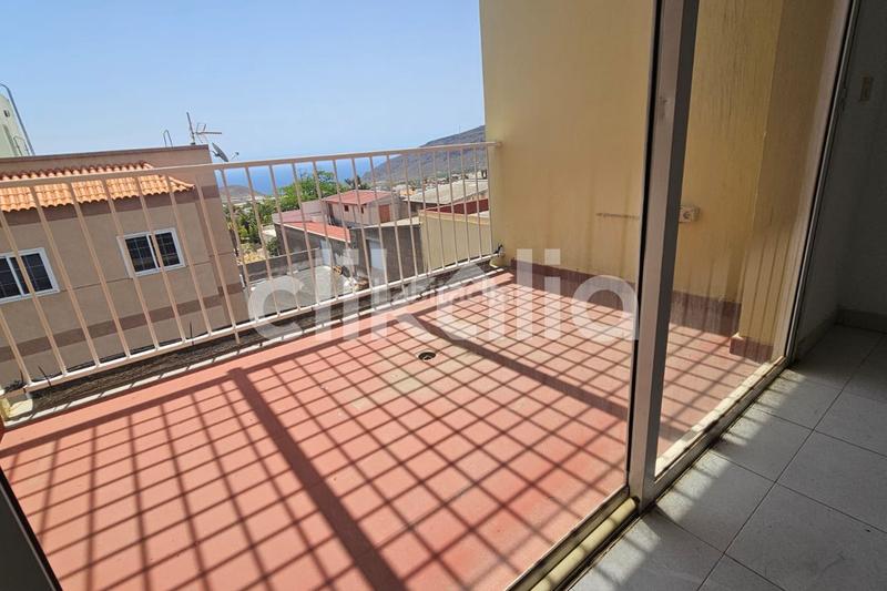 Foto 0d55a48f-8449-46a6-9f1c-df981cc5acbd. Piso en Centro Güímar