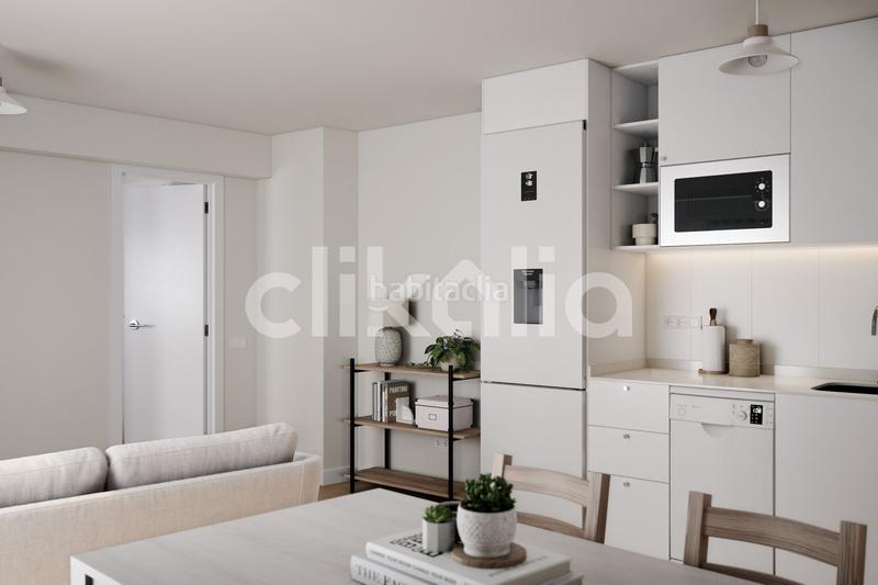 Foto e3bc5b6c-0d6b-4a89-92c7-9a822d8f5e90. Piso en San Julián Sevilla