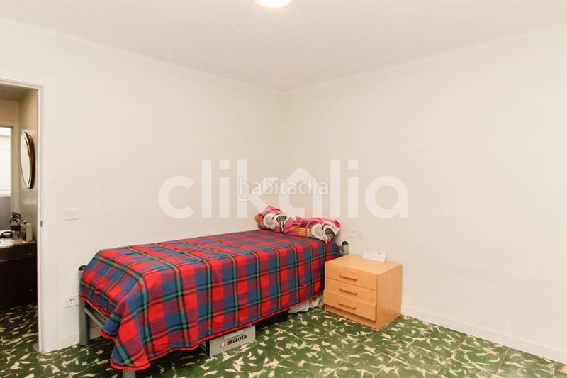 Foto ca64e650-22a6-480e-9c0a-d18948b57736. Piso en El Raval Santa Coloma de Gramenet