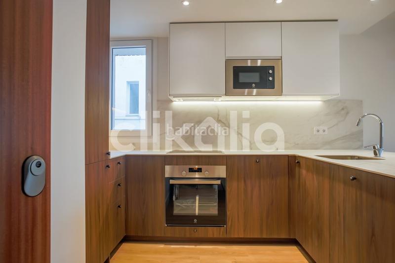 Foto a5fd27ee-721a-4b2d-a7de-e651f076fac3. Etagenwohnung mit heizung in Arapiles Madrid