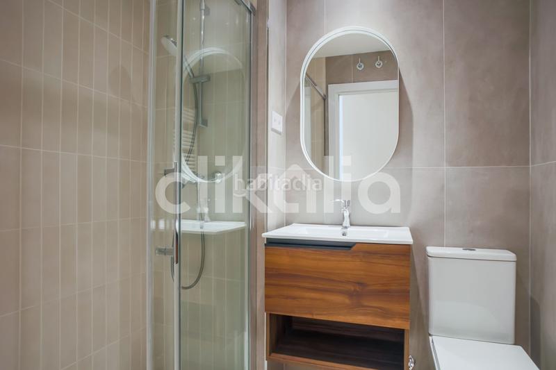 Foto 5dc9c2b5-c6a4-47e3-b043-a58b218dc6f4. Flat with heating in Arapiles Madrid