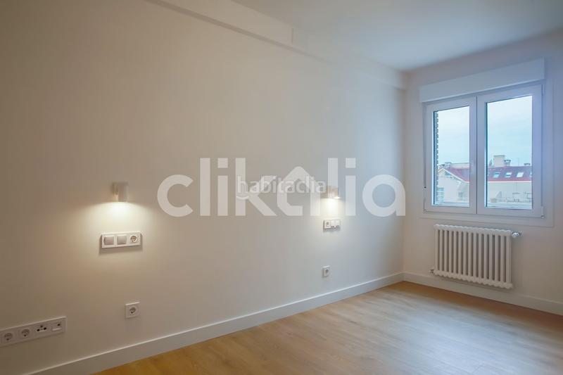 Foto cda7359f-3109-449d-a8d6-337f59fb45db. Flat with heating in Arapiles Madrid