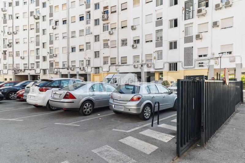 Foto 2dfde4df-0ade-4df7-93a8-6693b55ca707. Appartement avec parking dans La Calzada - La Florida Sevilla