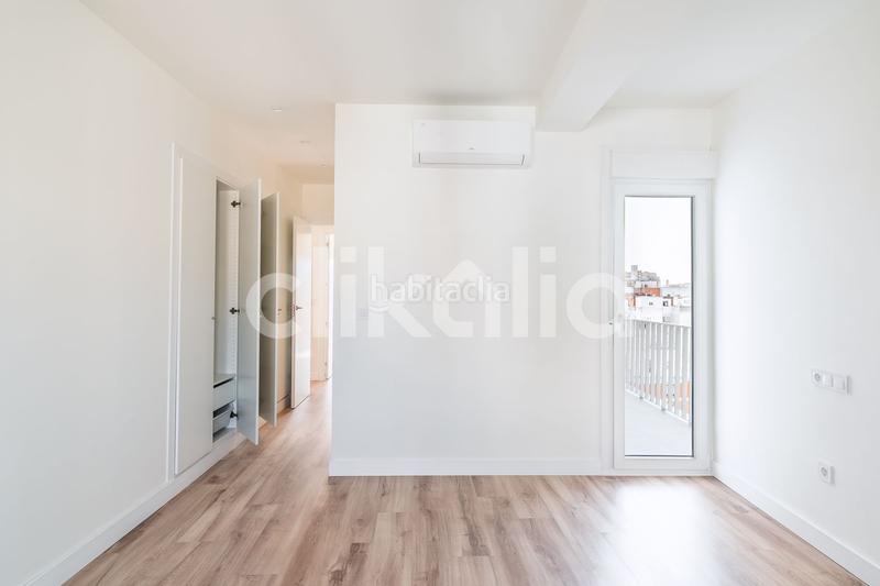 Foto e731c8fb-c063-46be-ab9c-19a56466f36f. Pis amb aparcament a La Calzada - La Florida Sevilla