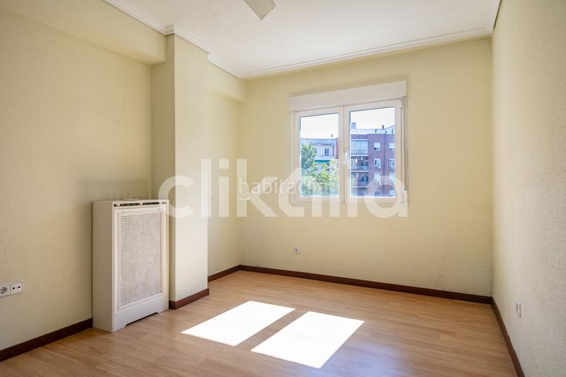 Foto 2a8c42c8-8c06-44dd-b1fa-b74fec6d6458. Appartement avec chauffage dans Prosperidad Madrid