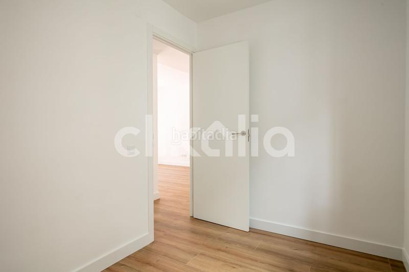 Foto 69911d5e-769e-4ff4-9028-e0bc50bdd878. Rent flat with heating in Juan de la Cierva Getafe